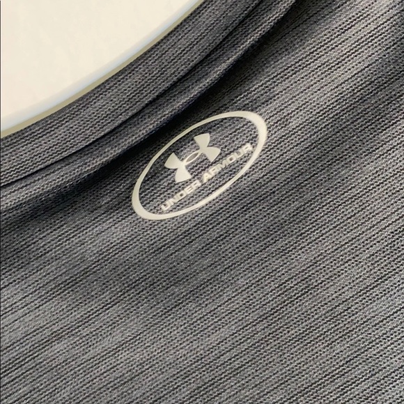 Under armour heat gear T-shirt - Picture 4 of 4